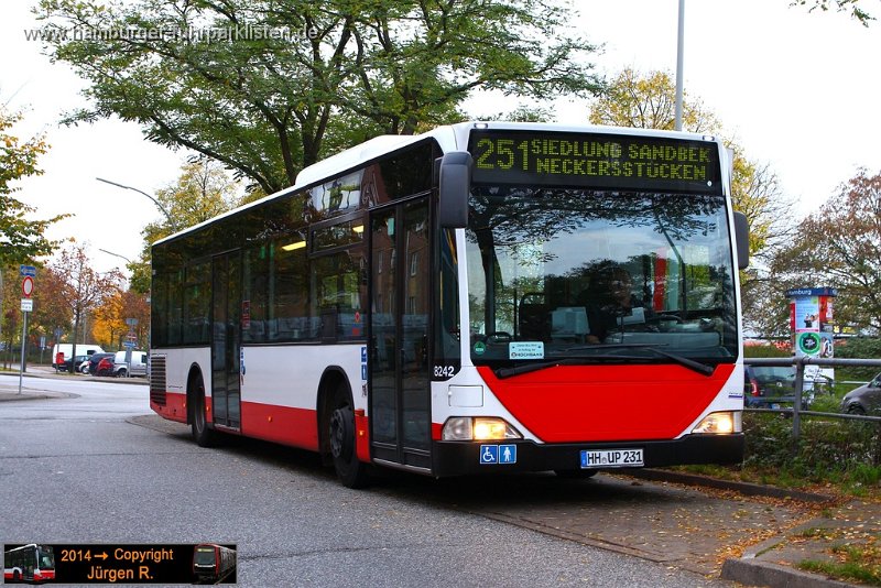 23) 8242-11 (ex HHA 2208),SBG,JN.jpg